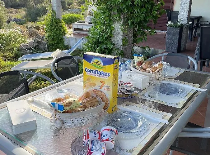 招待所 Donnigheddu